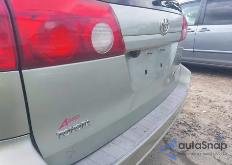 2006 Toyota Sienna Le z USA, uszkodzony, nr VIN 5TDZA23C06S476180